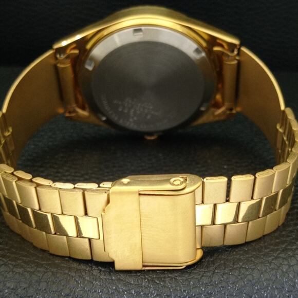 Vintage 1992 Seiko Automatic Mens Gold Watch W/daydate & Red accents - Picture 2 of 10